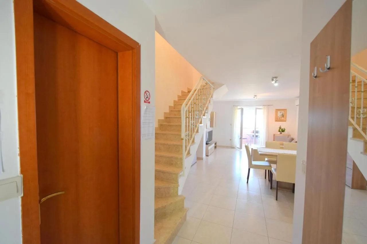 Apartments Marjolovic Njivice